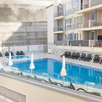 Relax, Sun, Pool & Sea In Apartment *